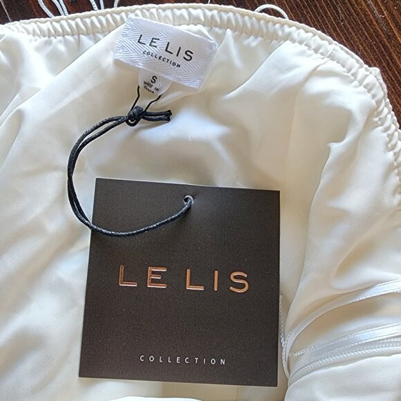 LE LIS Fine in Fringe Dress - Size: Small - Picture 10 of 12